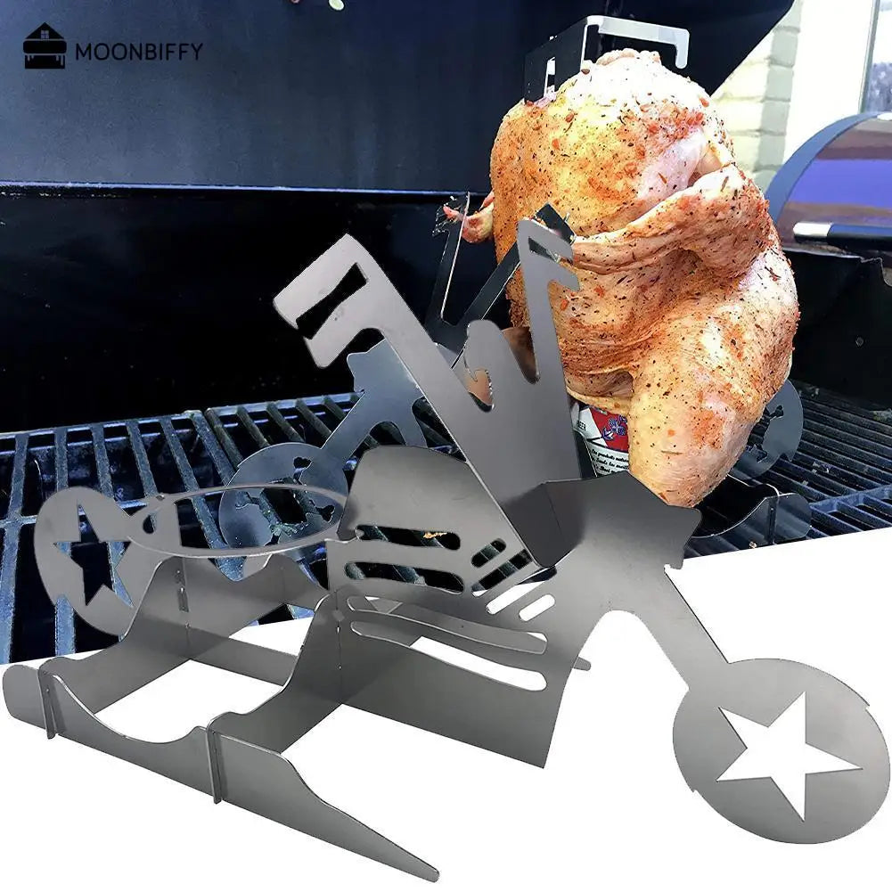 American Motorcycle BBQ Tools Steel Rack, Frango engraçado Stand com lata de cerveja, Grelhar assado Rack, Acessórios para churrasco